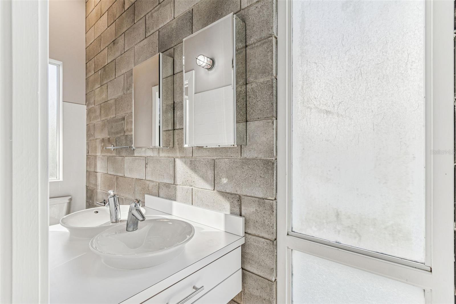 3107 W DE LEON ST #5