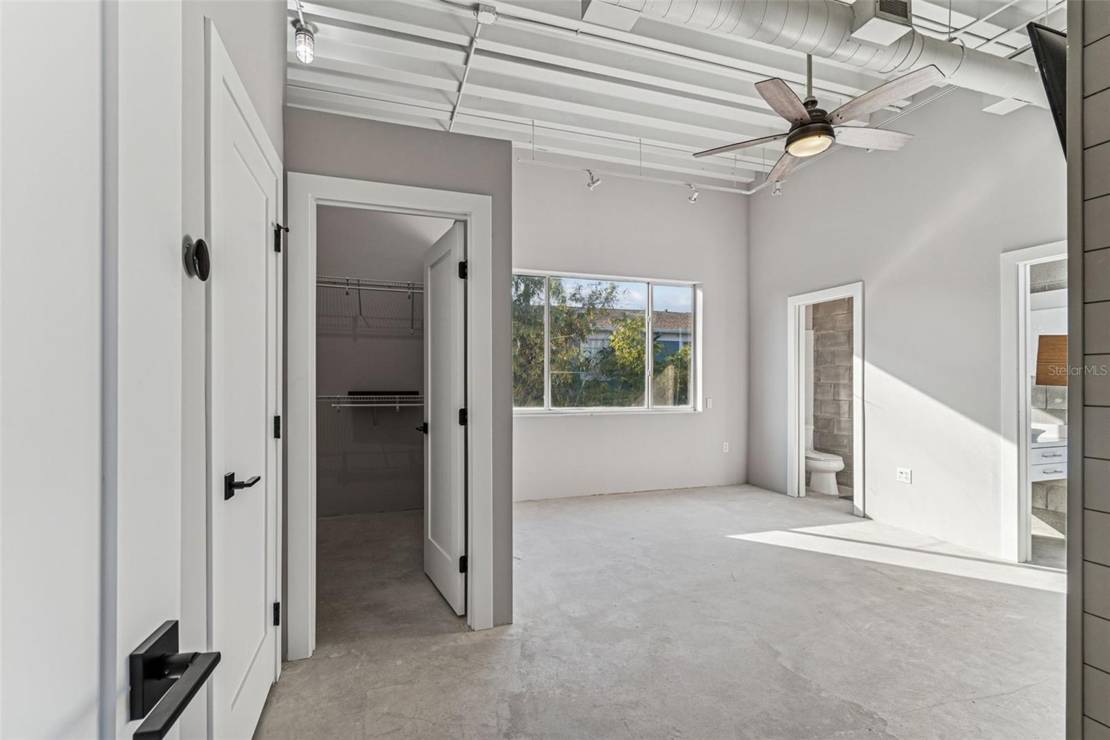 3107 W DE LEON ST #5