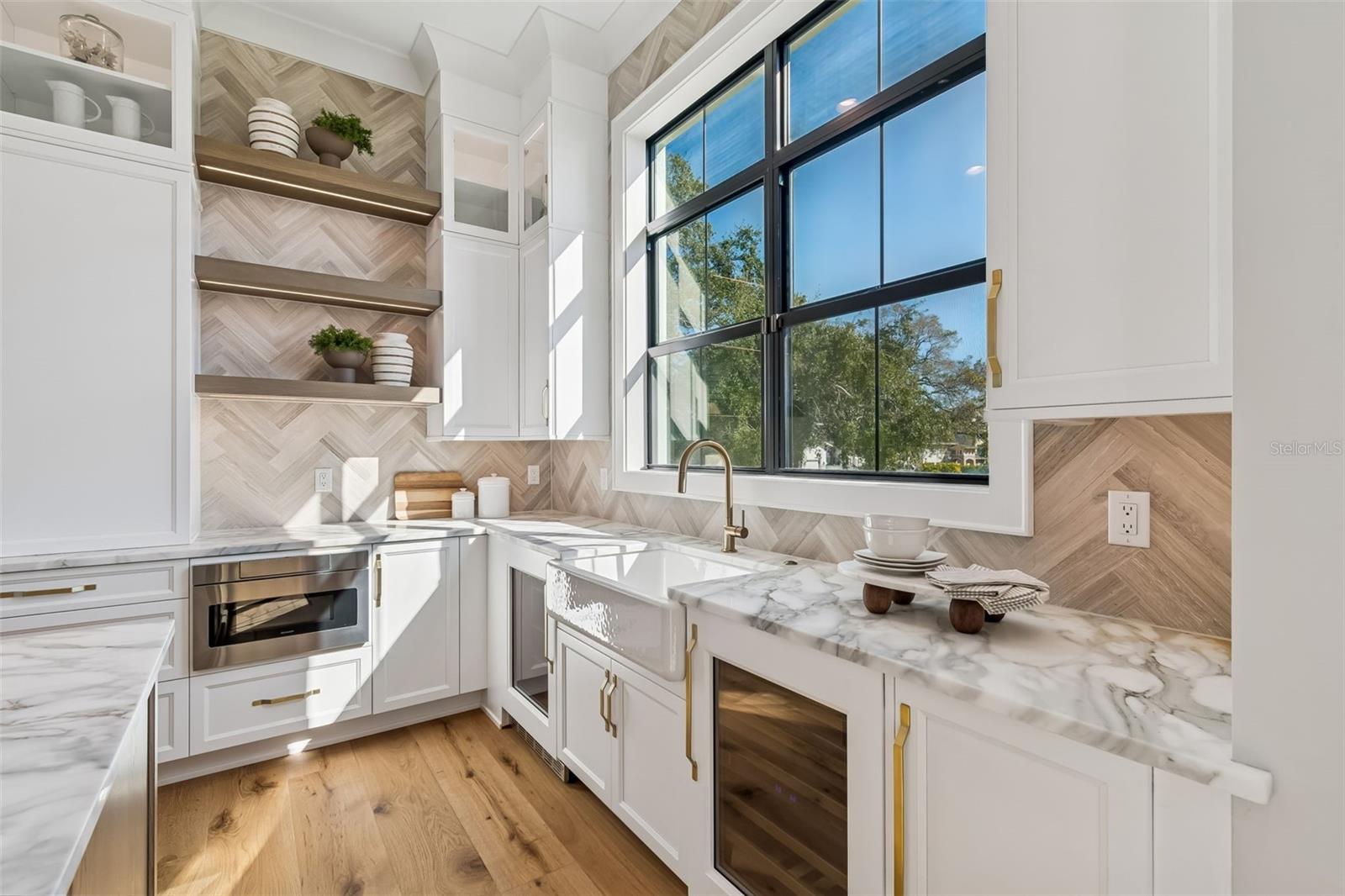 5032 W LONGFELLOW AVE