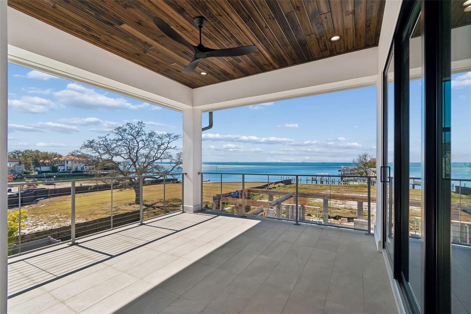 5032 W LONGFELLOW AVE