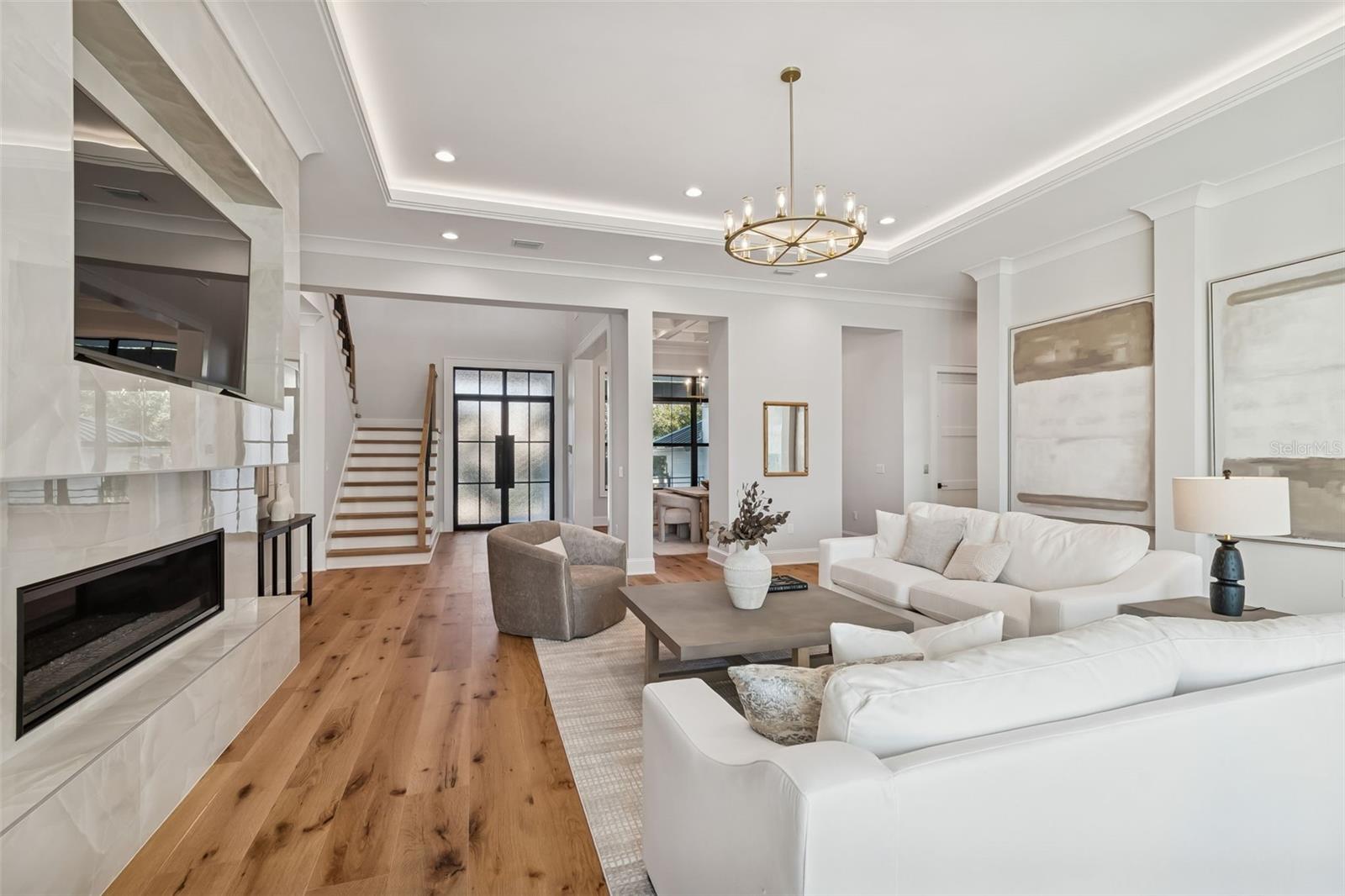 5032 W LONGFELLOW AVE