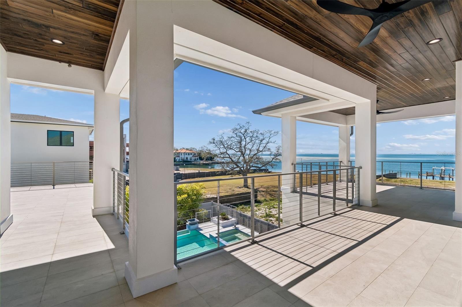 5032 W LONGFELLOW AVE