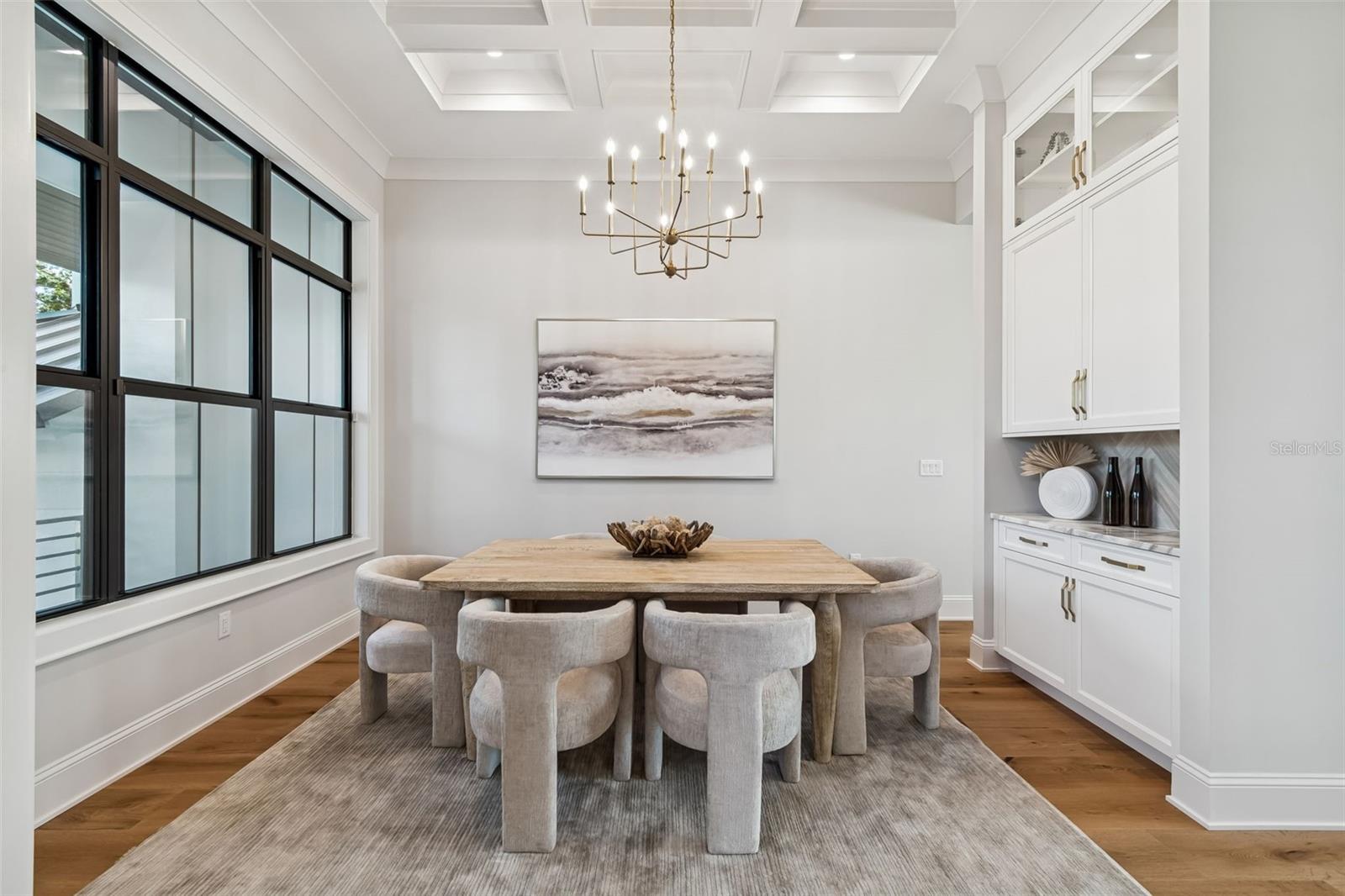 5032 W LONGFELLOW AVE