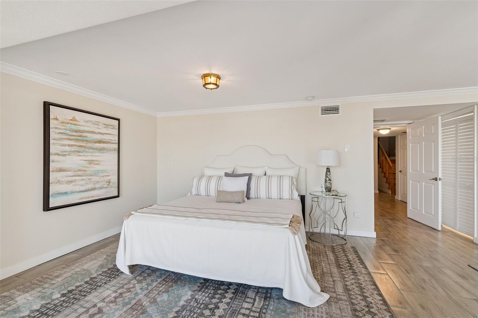 5010 BAYSHORE BLVD #9