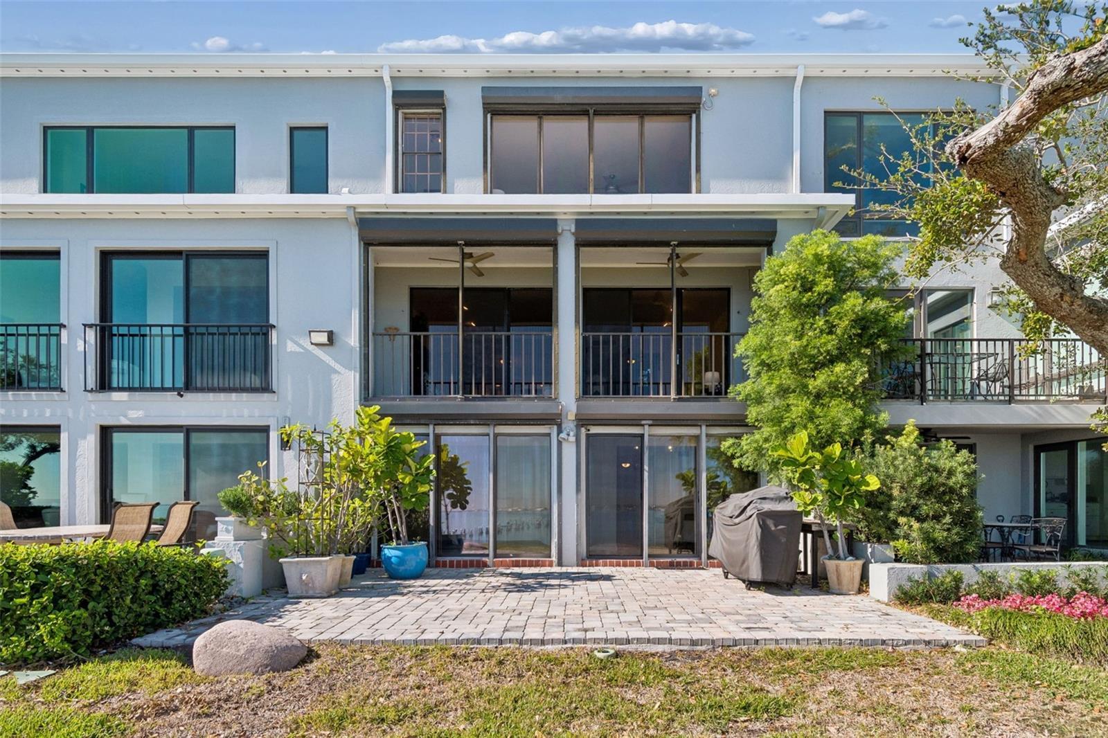 5010 BAYSHORE BLVD #9