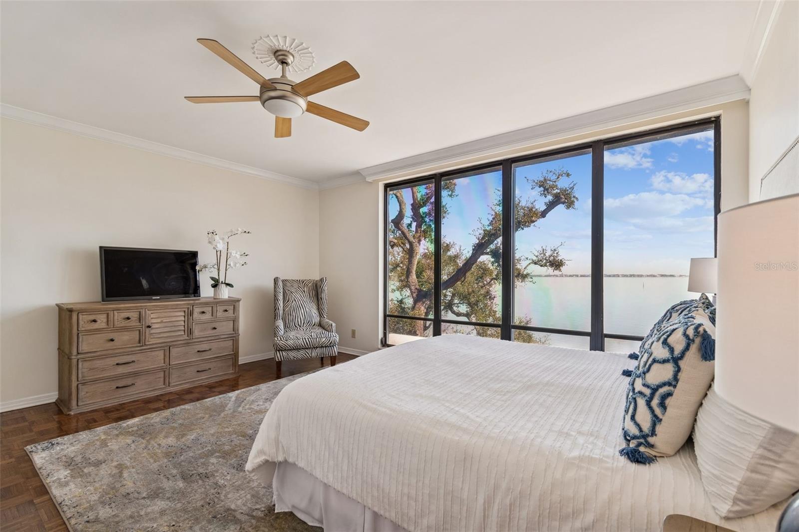 5010 BAYSHORE BLVD #9