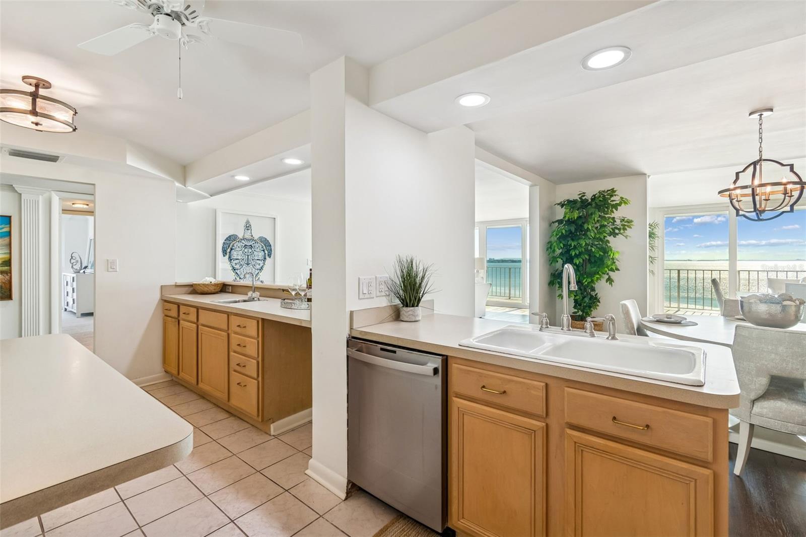 2611 BAYSHORE BLVD #601