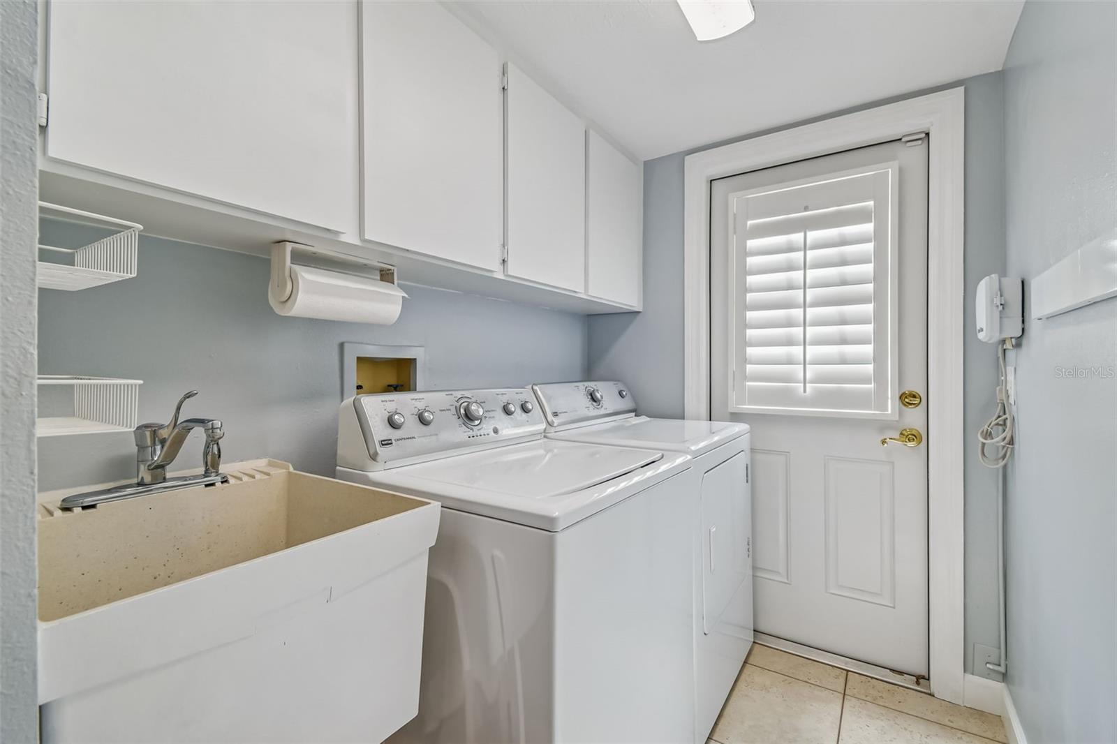 2816 FAIRWAY VIEW DR