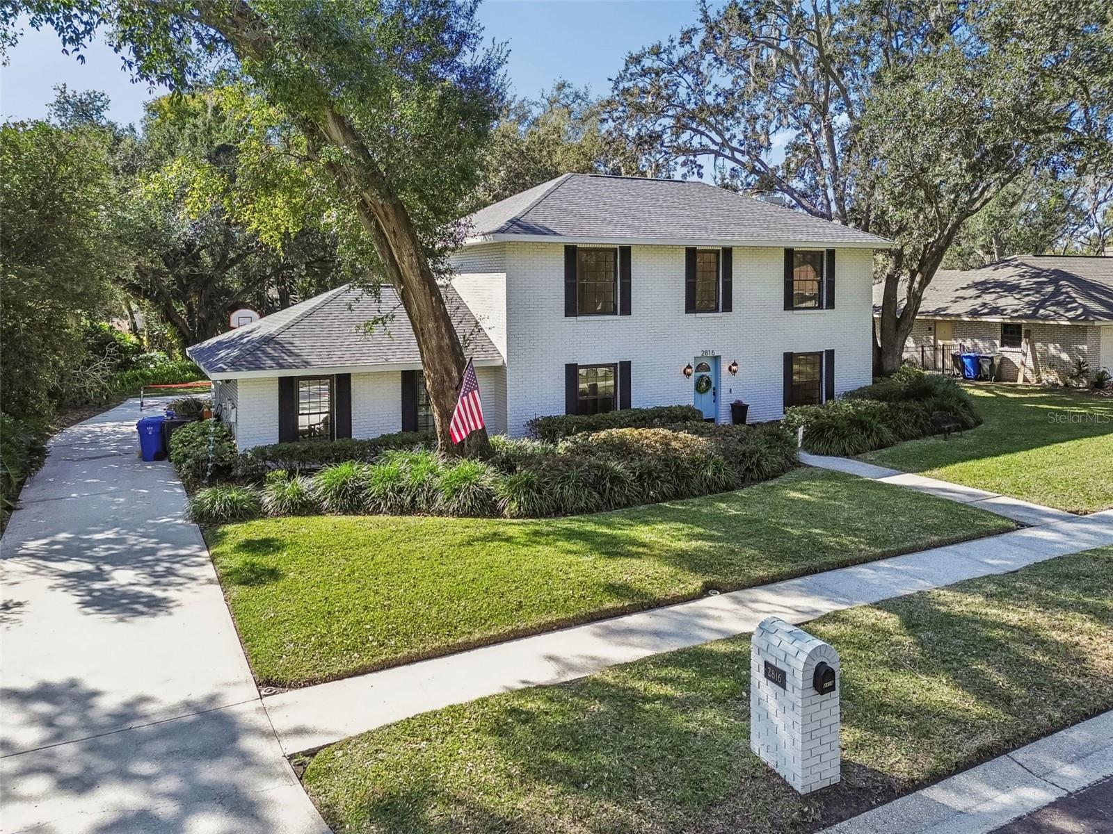 2816 FAIRWAY VIEW DR