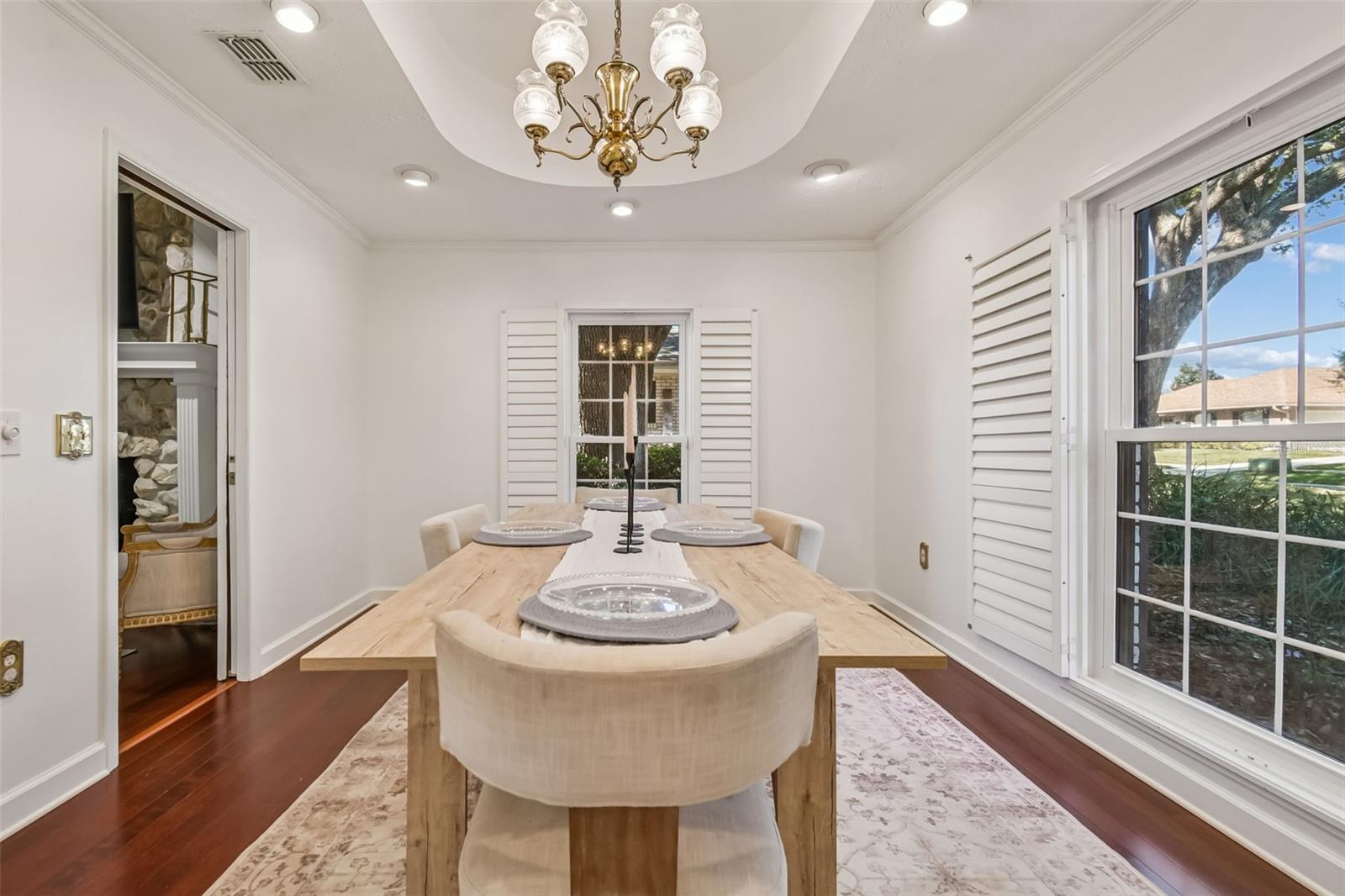 2816 FAIRWAY VIEW DR