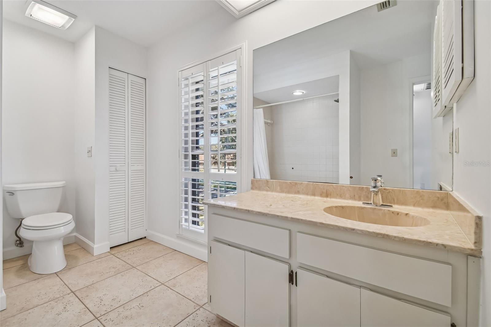 2816 FAIRWAY VIEW DR