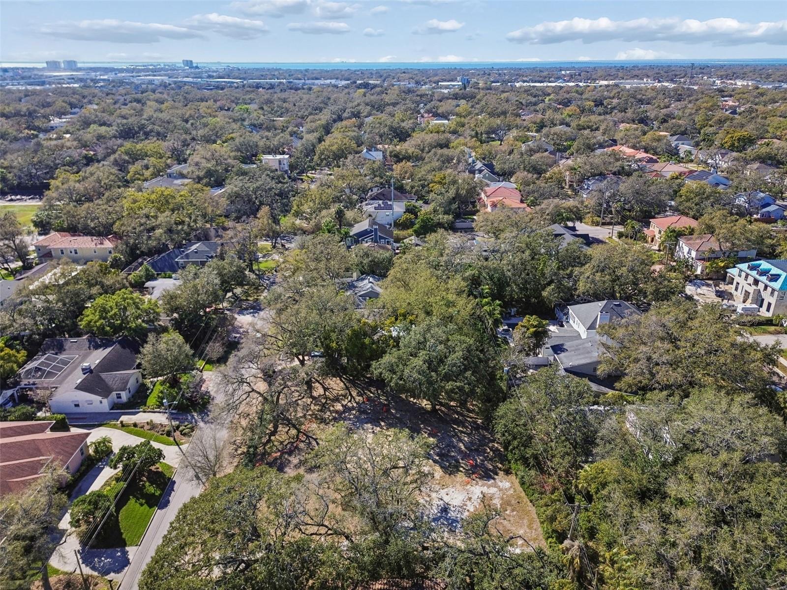 3015 W FAIR OAKS AVE