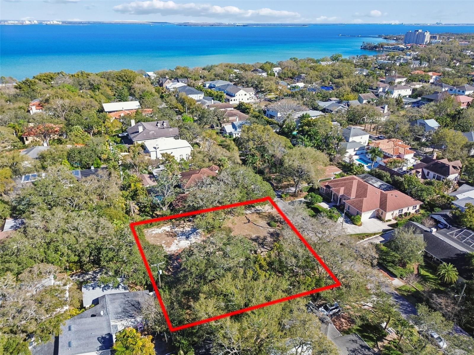 3015 W FAIR OAKS AVE