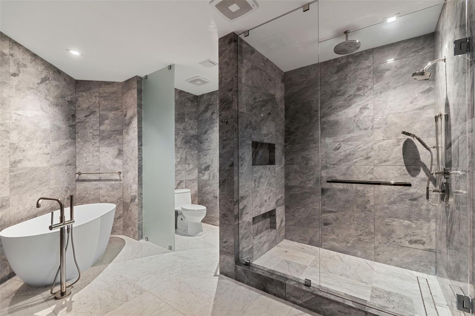 3101 BAYSHORE BLVD #2104