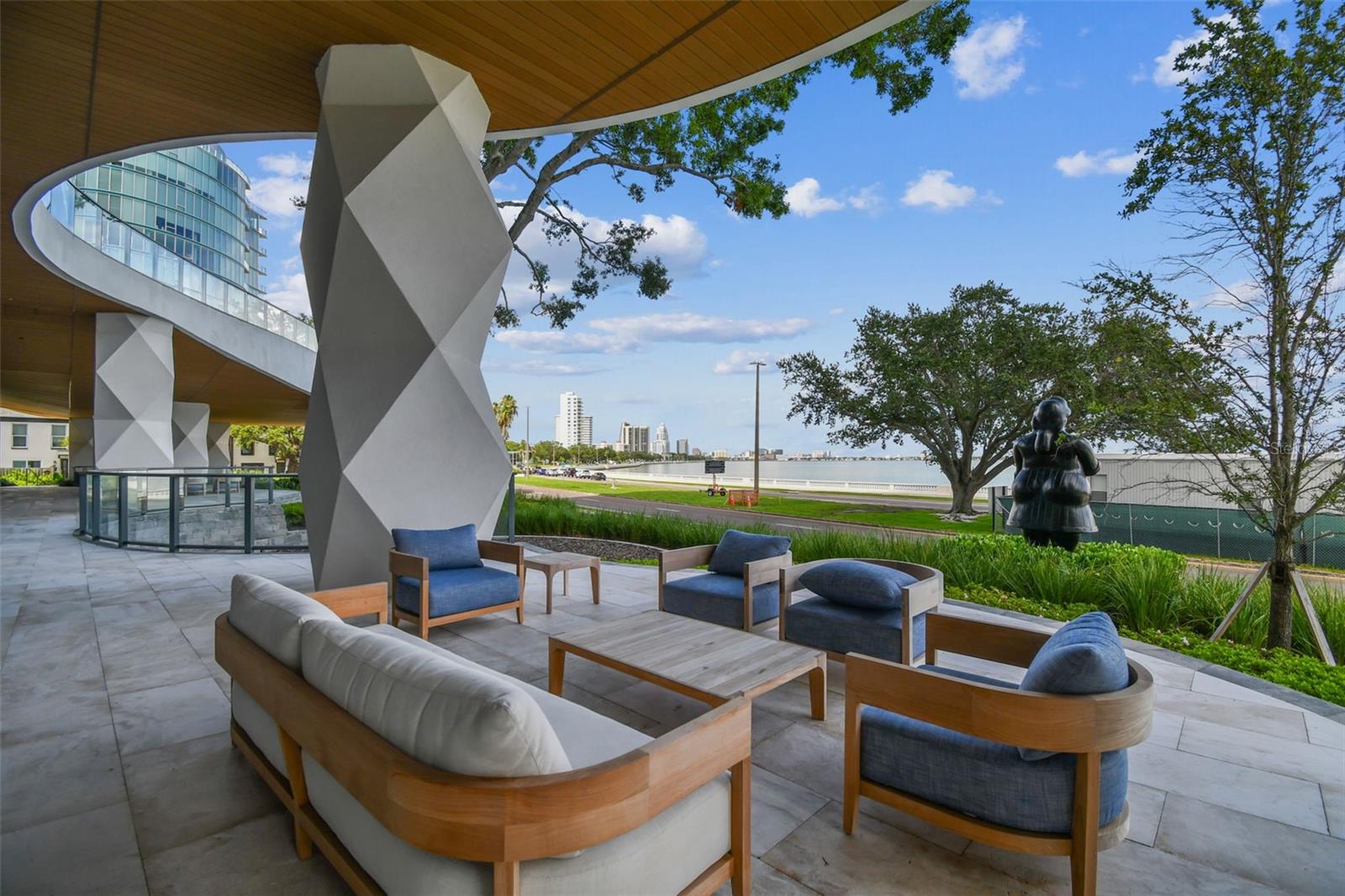 3101 BAYSHORE BLVD #2104