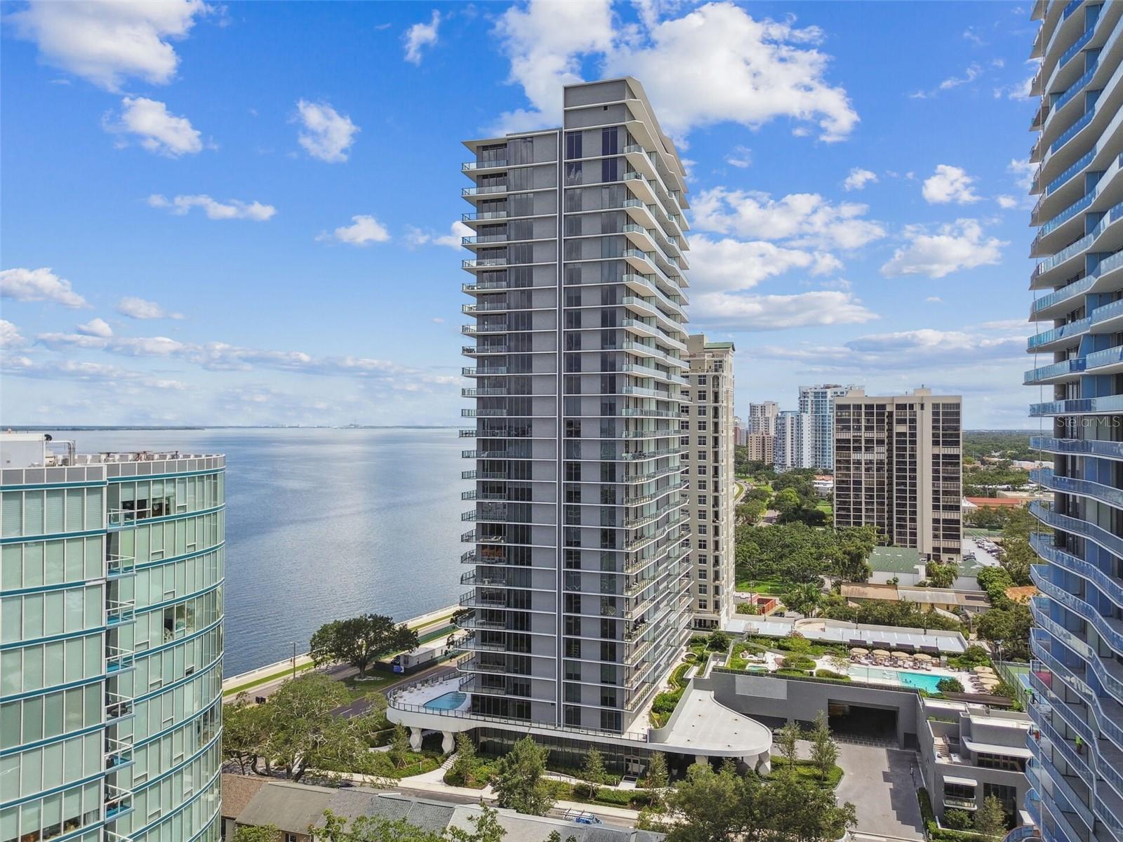 3101 BAYSHORE BLVD #2104
