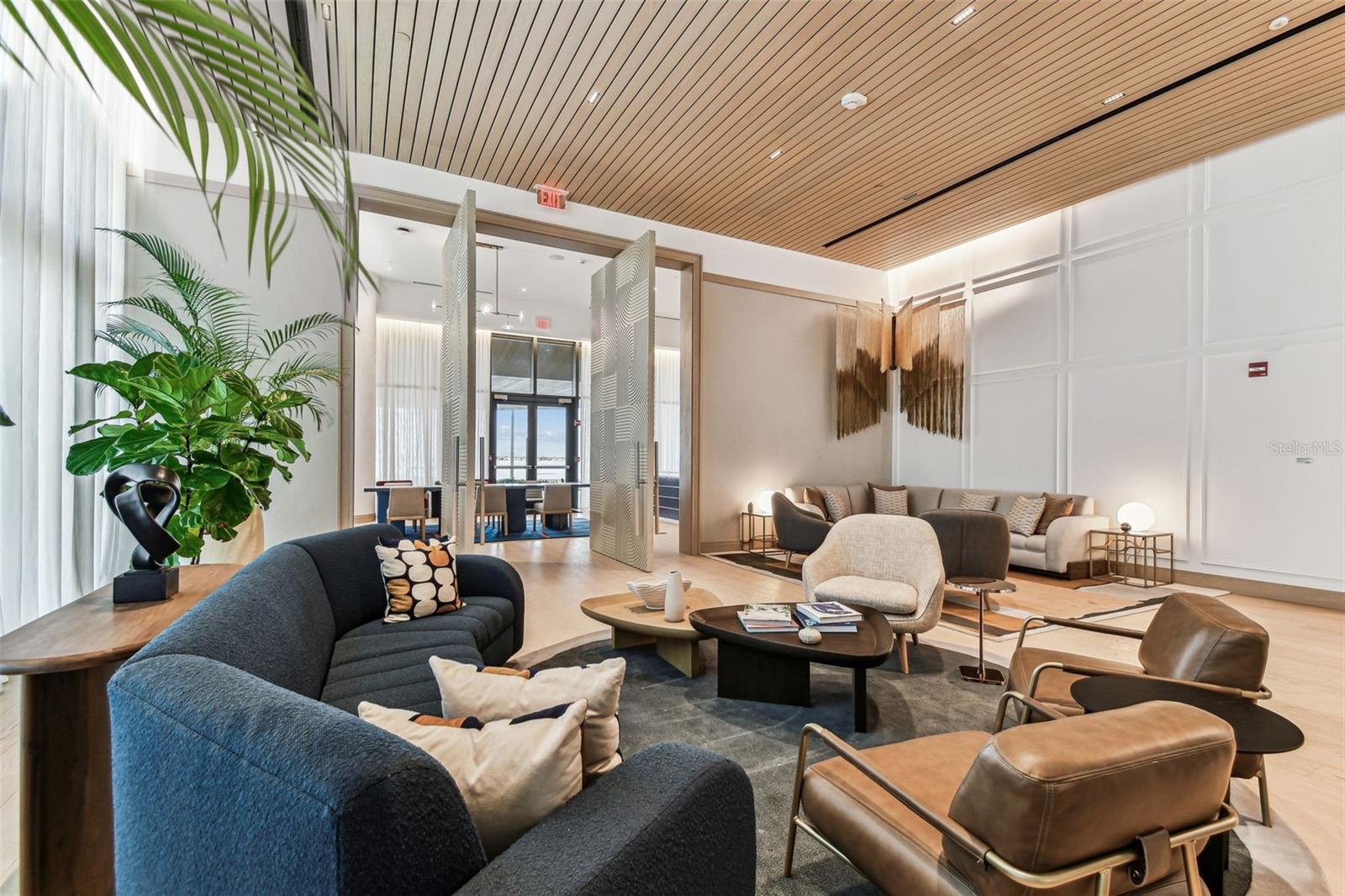 3101 BAYSHORE BLVD #2104