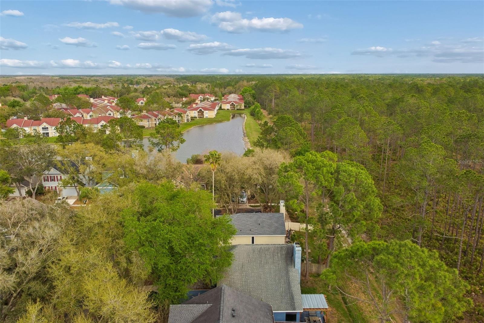 9421 WILLOW COVE CT