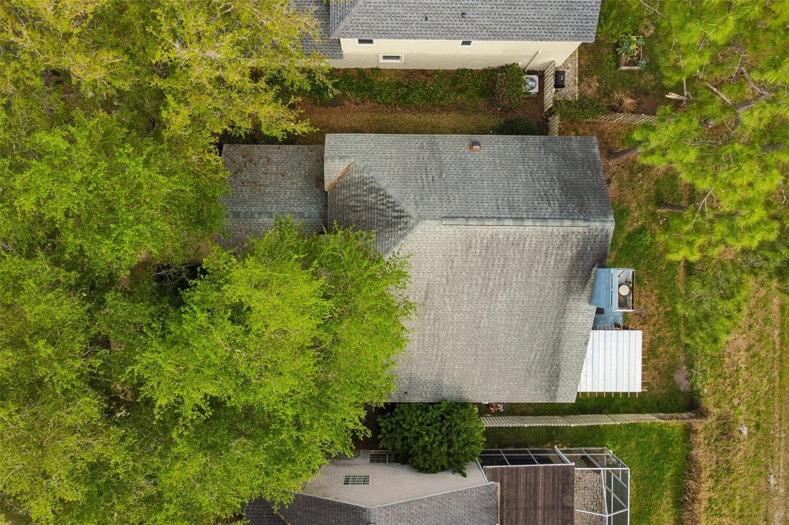 9421 WILLOW COVE CT