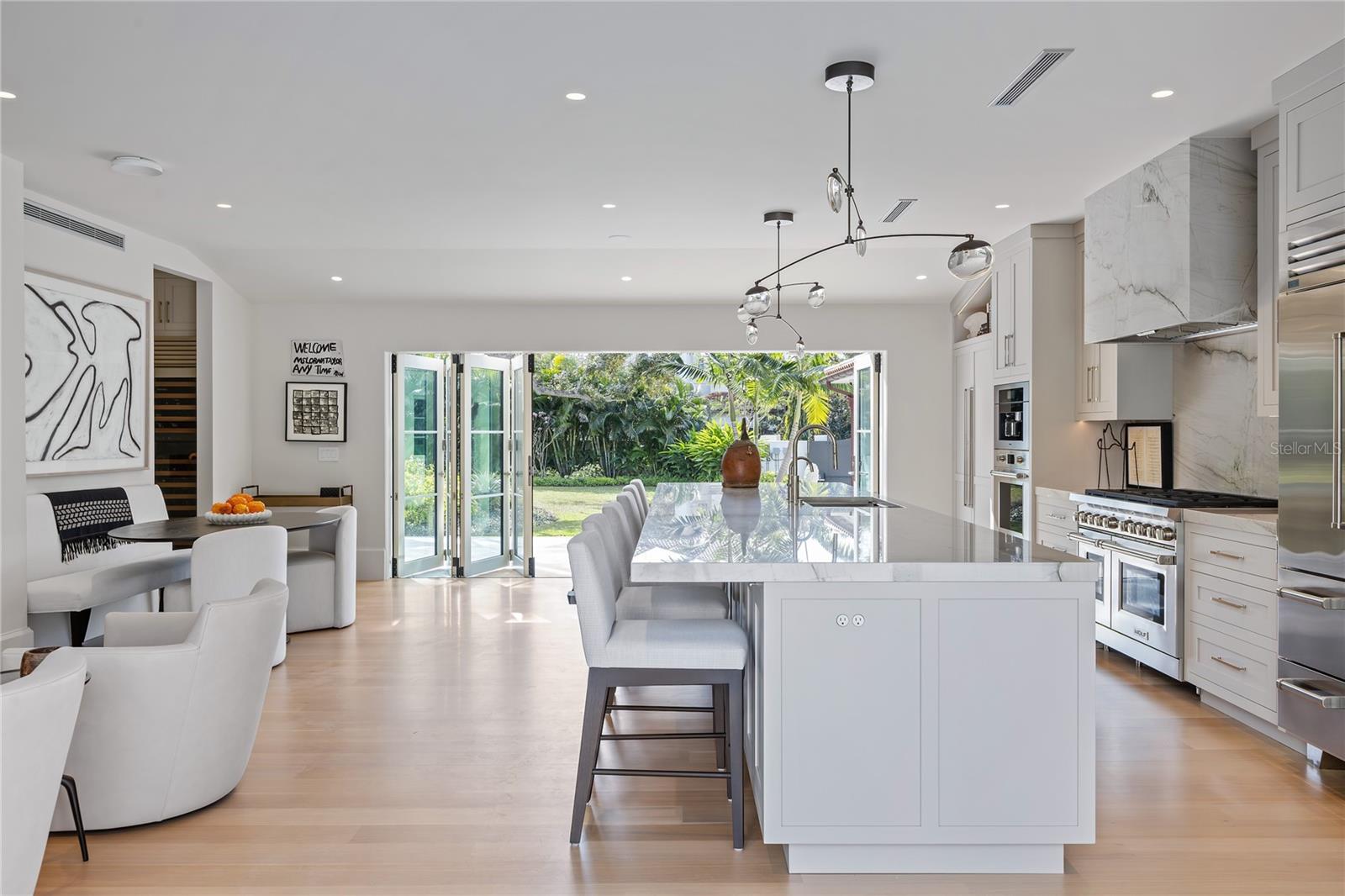 416 BRIGHTWATERS BLVD NE