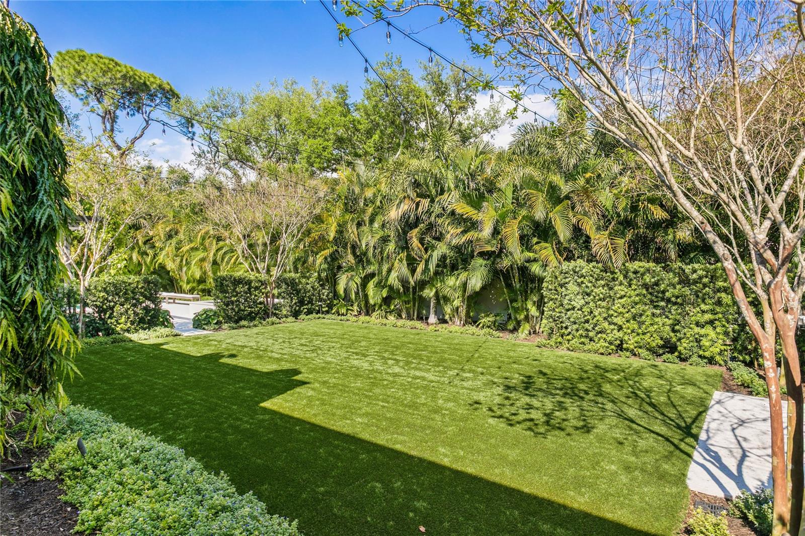 416 BRIGHTWATERS BLVD NE