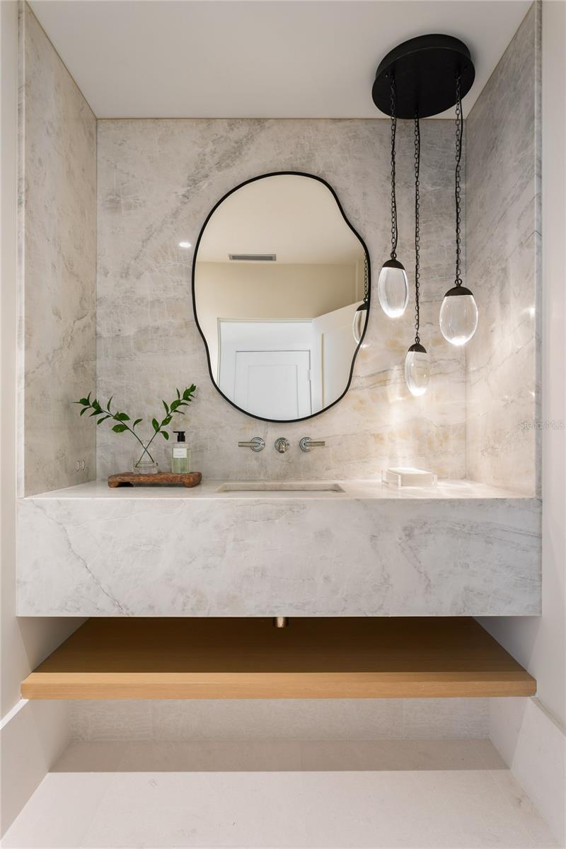 416 BRIGHTWATERS BLVD NE