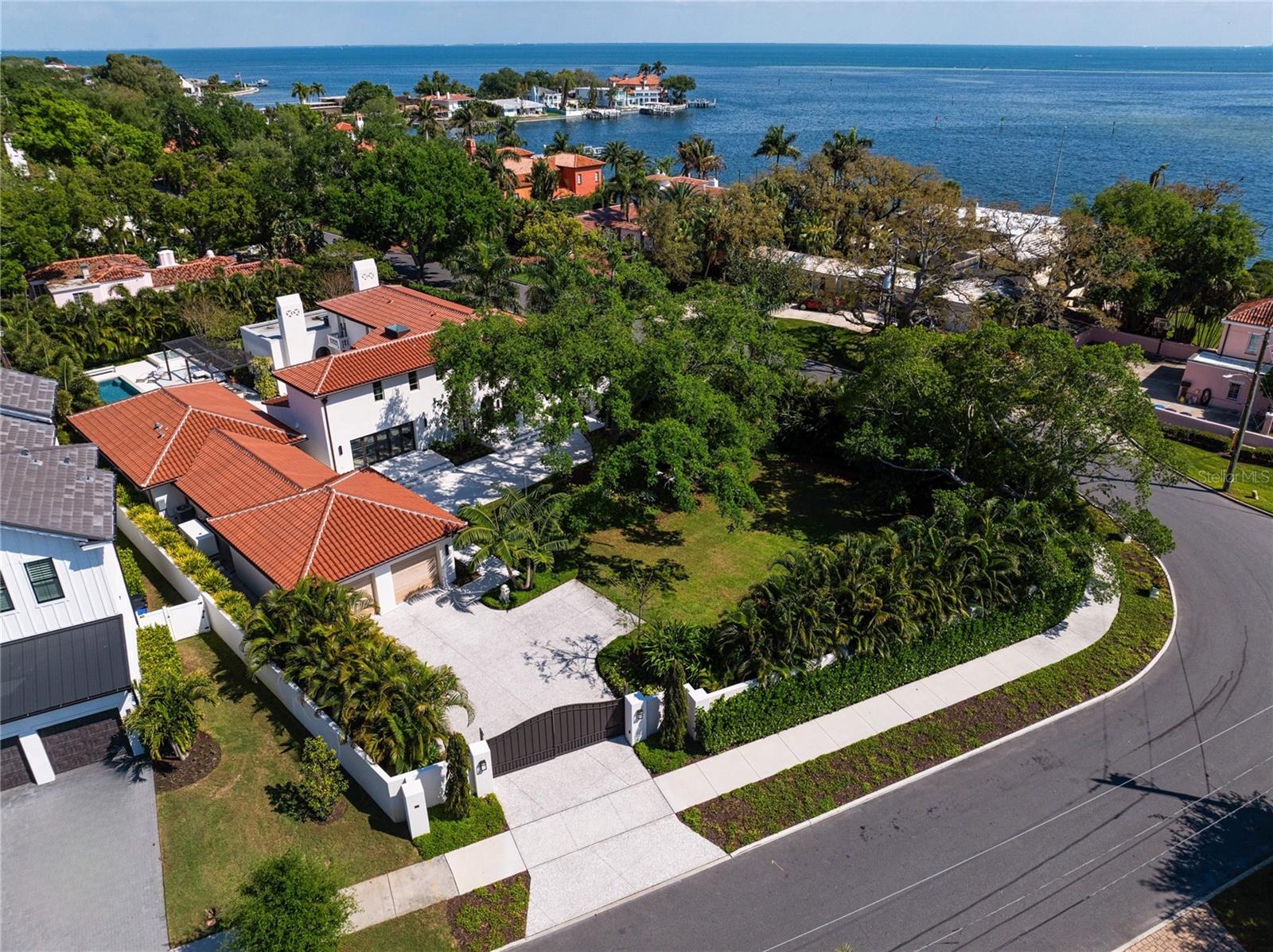 416 BRIGHTWATERS BLVD NE