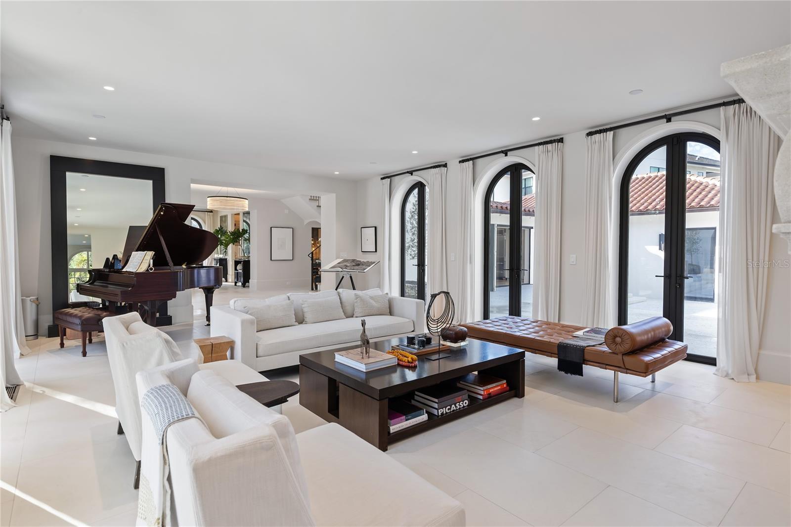 416 BRIGHTWATERS BLVD NE