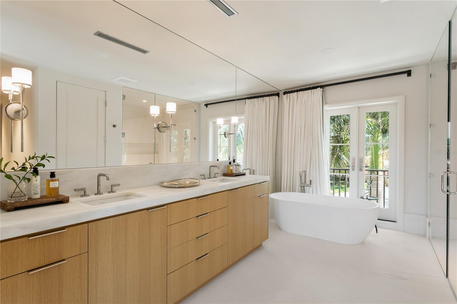 416 BRIGHTWATERS BLVD NE