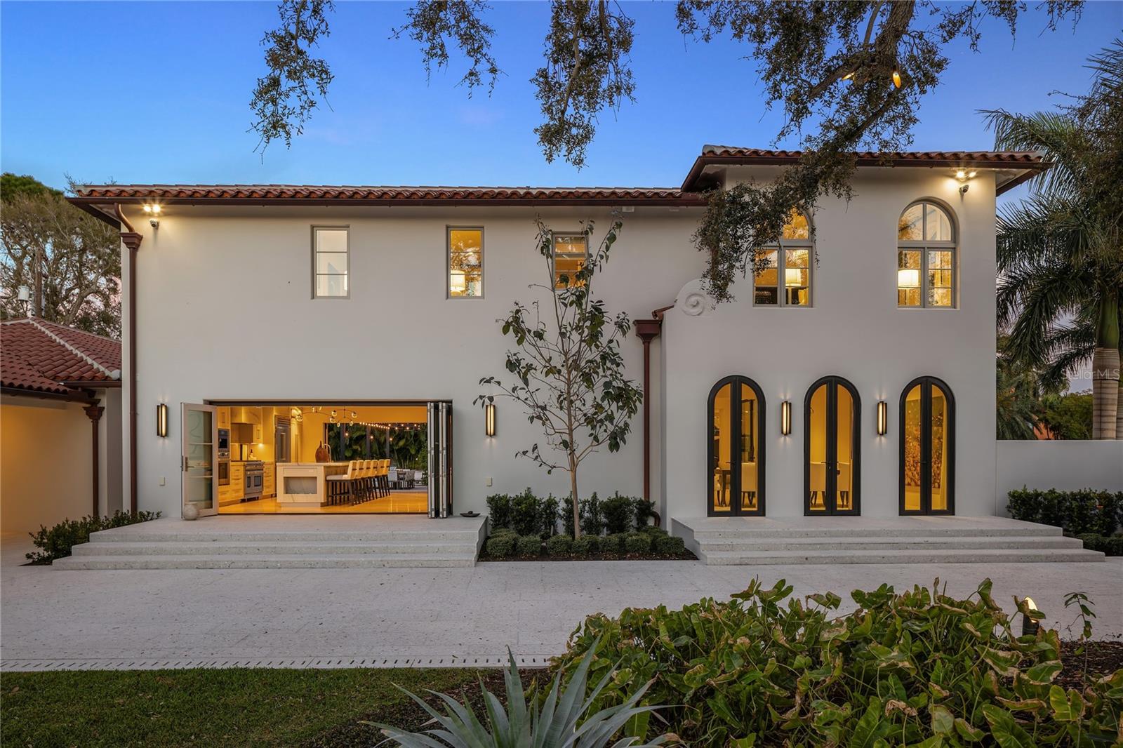 416 BRIGHTWATERS BLVD NE