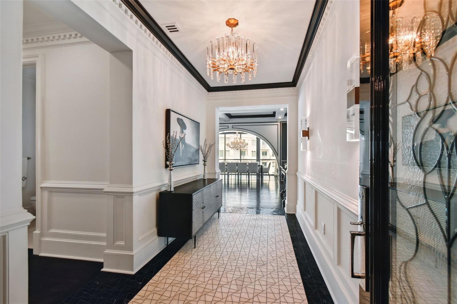 450 KNIGHTS RUN AVE #2004