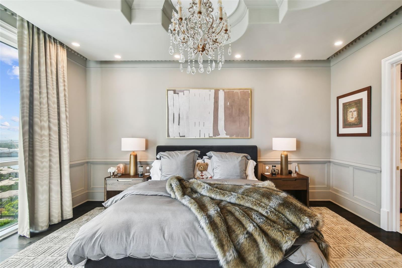 450 KNIGHTS RUN AVE #2004