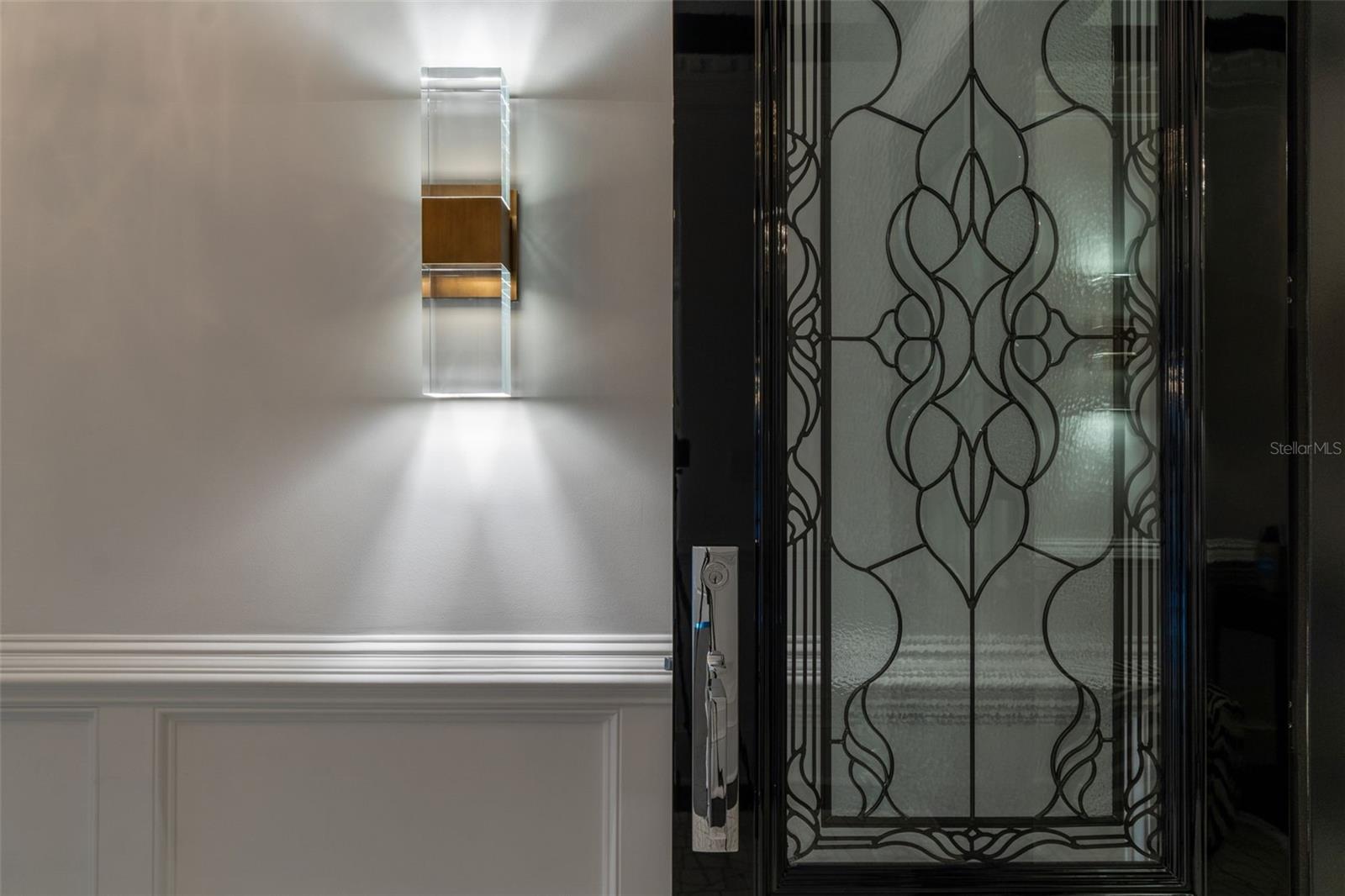 450 KNIGHTS RUN AVE #2004