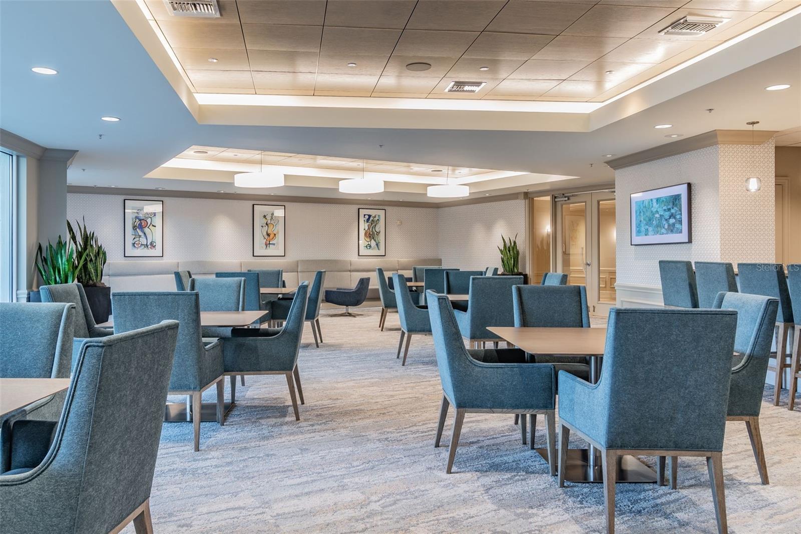 450 KNIGHTS RUN AVE #2004