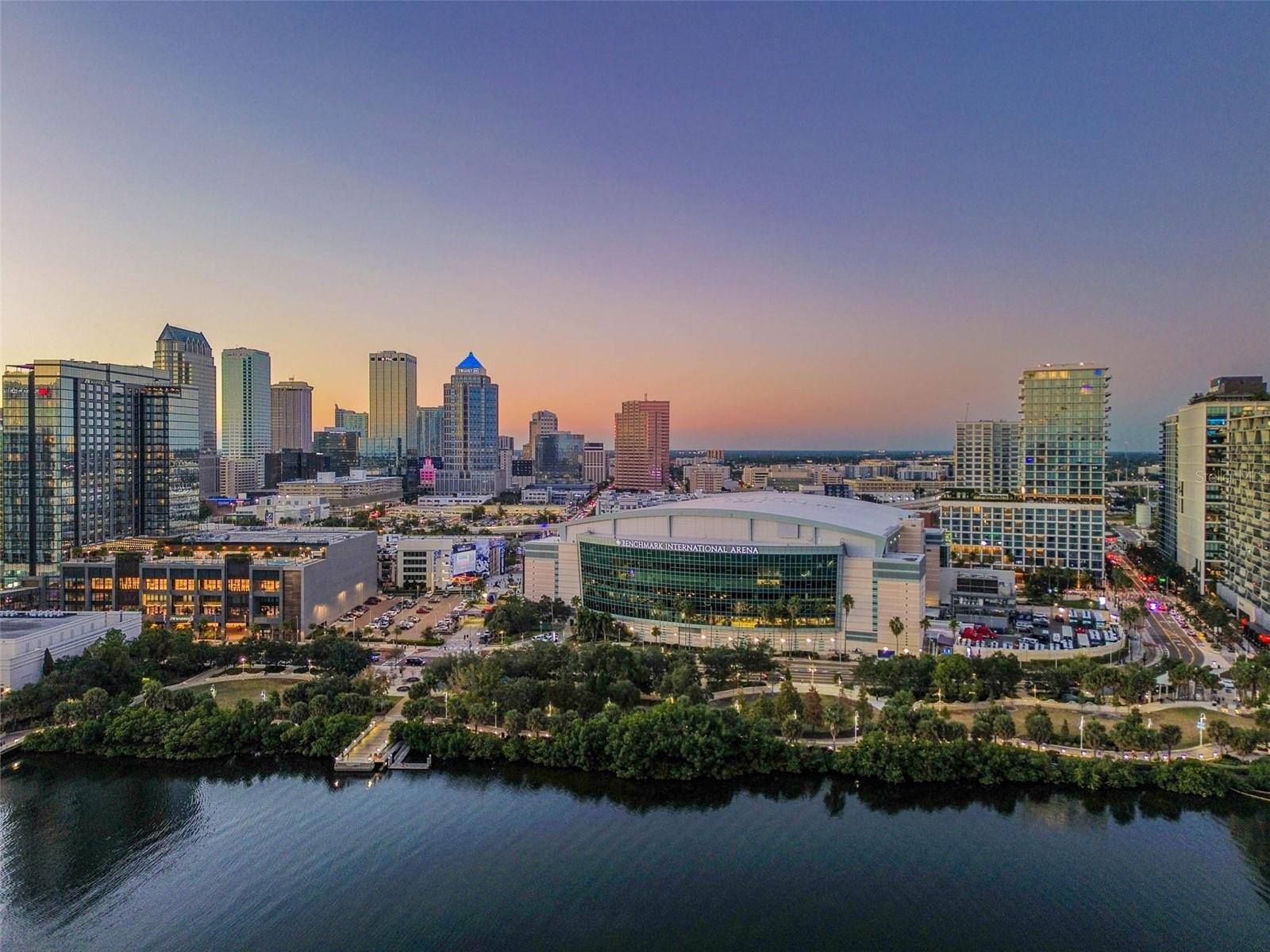 450 KNIGHTS RUN AVE #2004