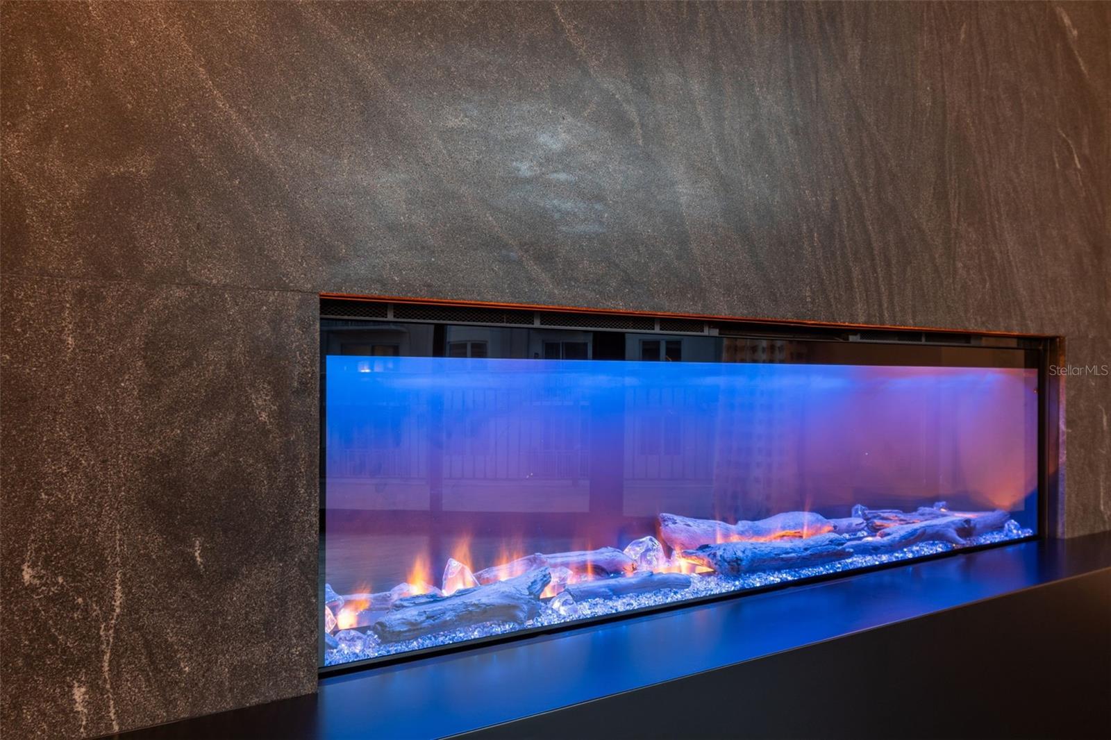 450 KNIGHTS RUN AVE #2004