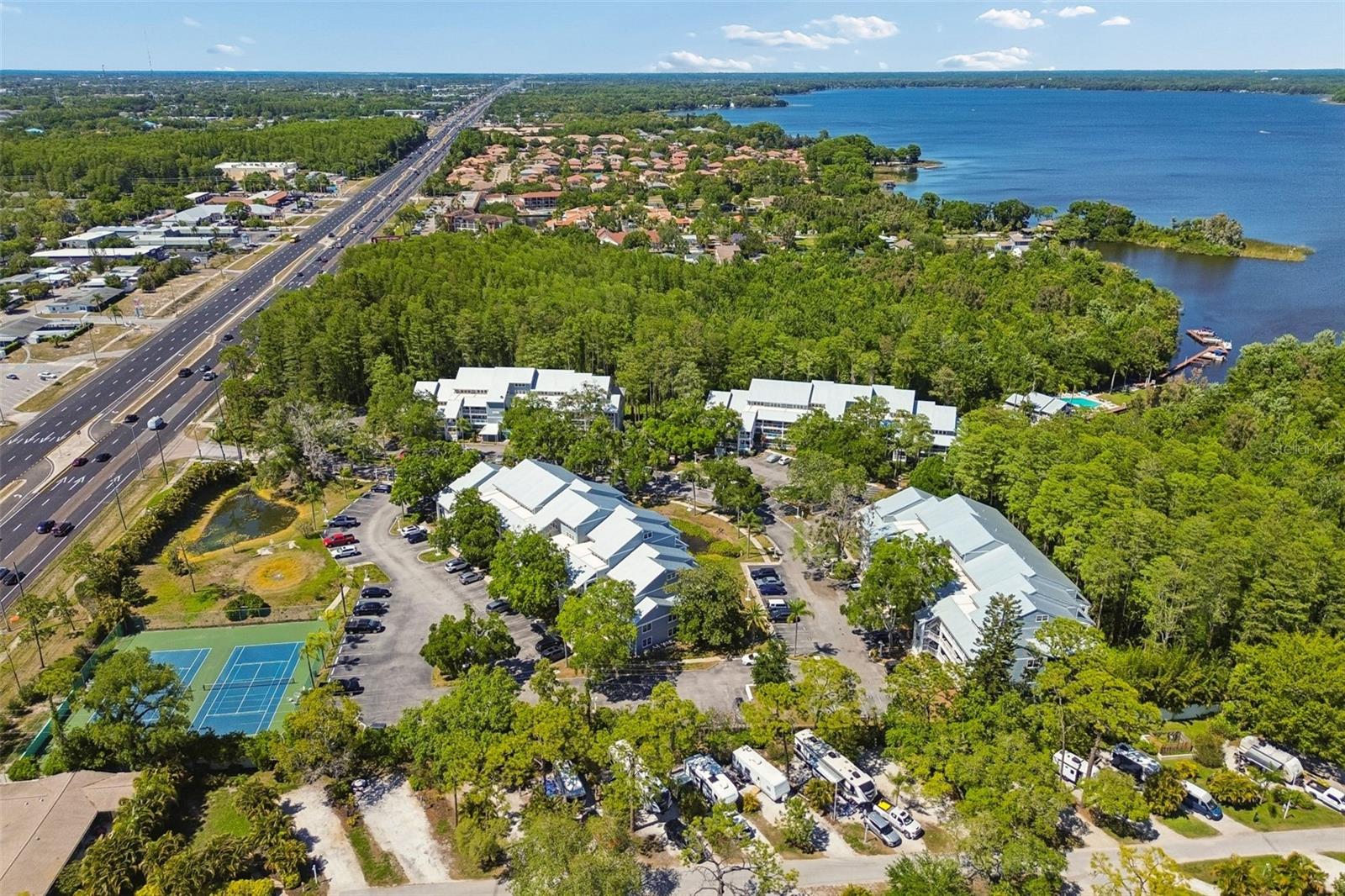 2599 DOLLY BAY DR #302