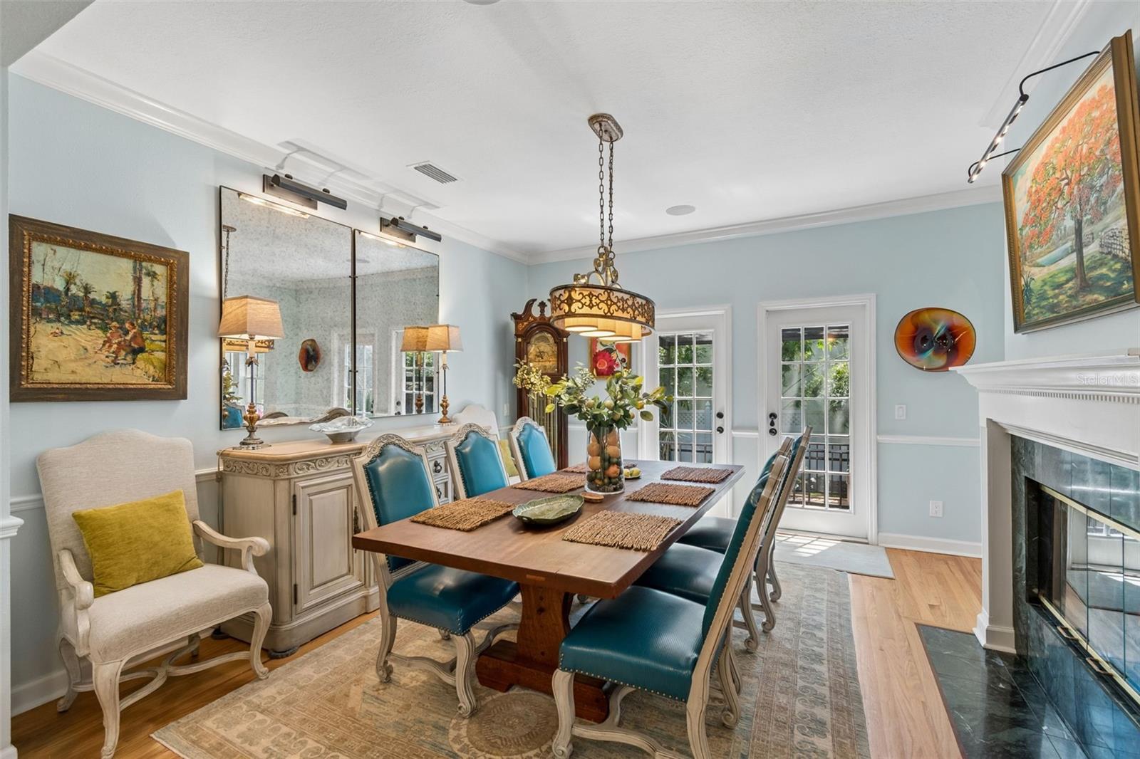 2941 W BAYSHORE CT