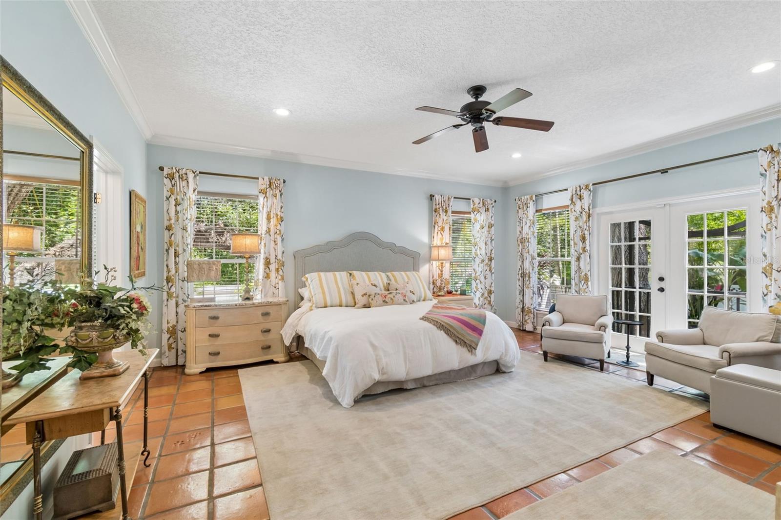 2941 W BAYSHORE CT