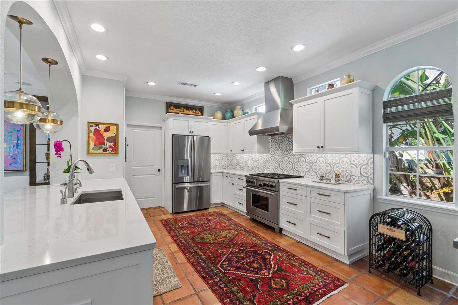 2941 W BAYSHORE CT