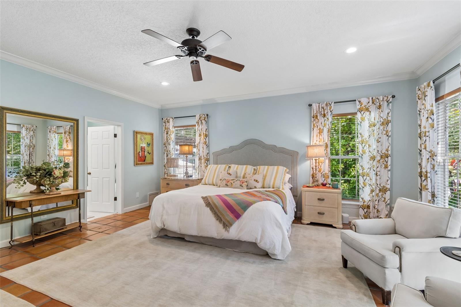 2941 W BAYSHORE CT