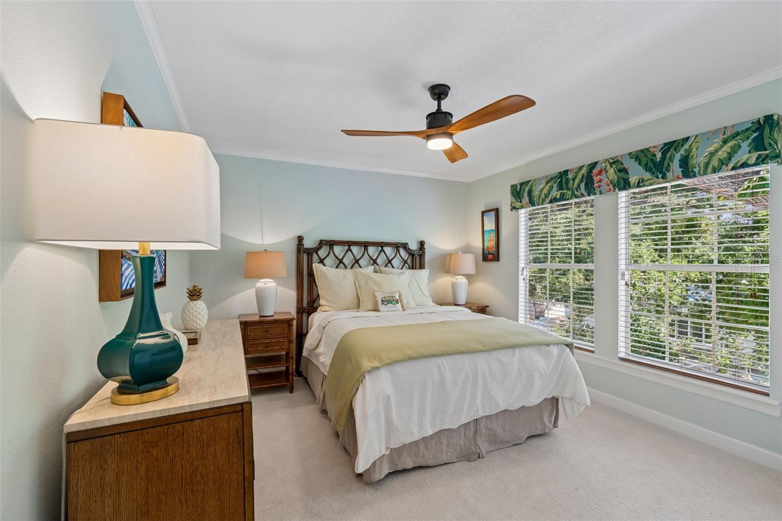 2941 W BAYSHORE CT