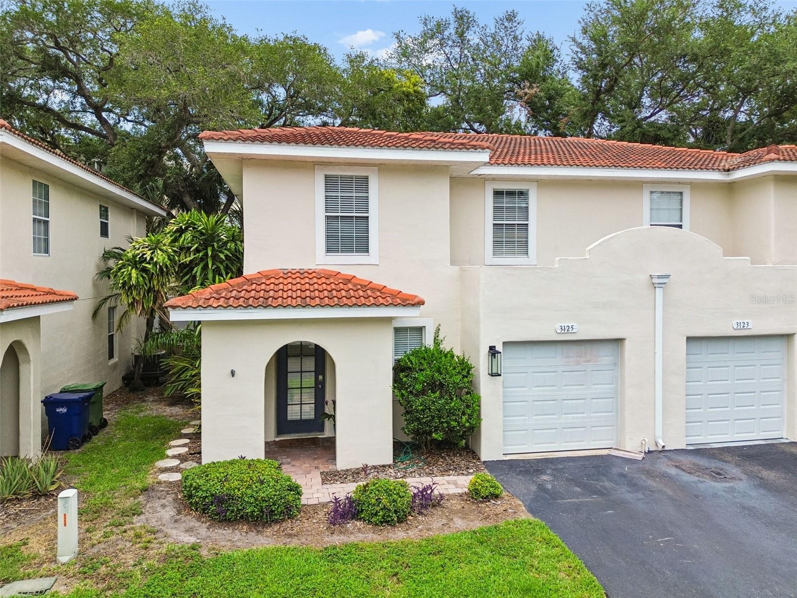 3125 SANTORINI CT