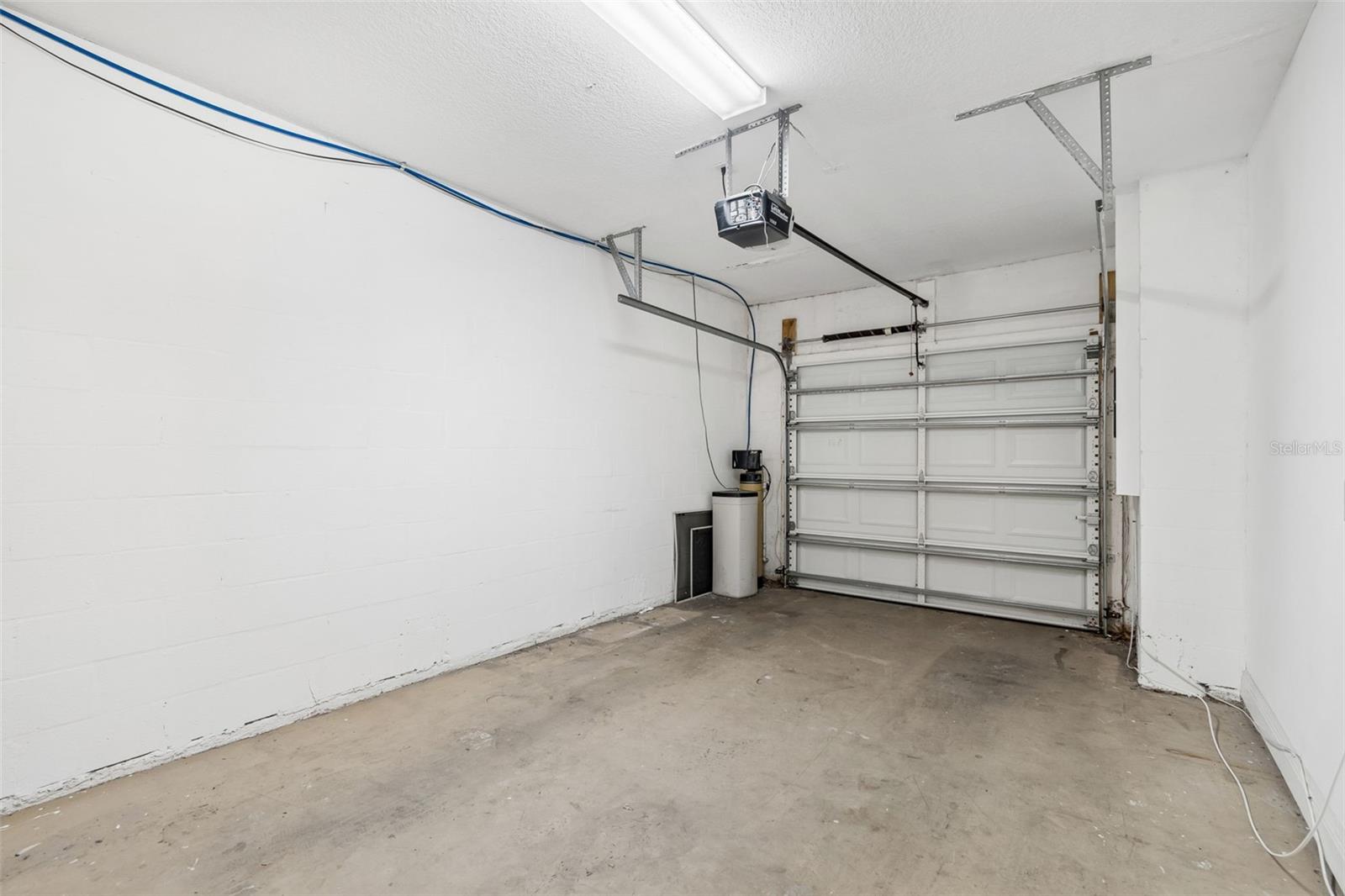 3125 SANTORINI CT