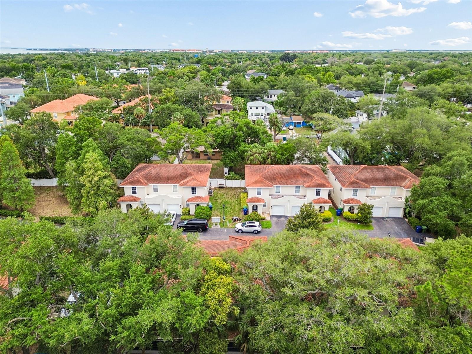 3125 SANTORINI CT