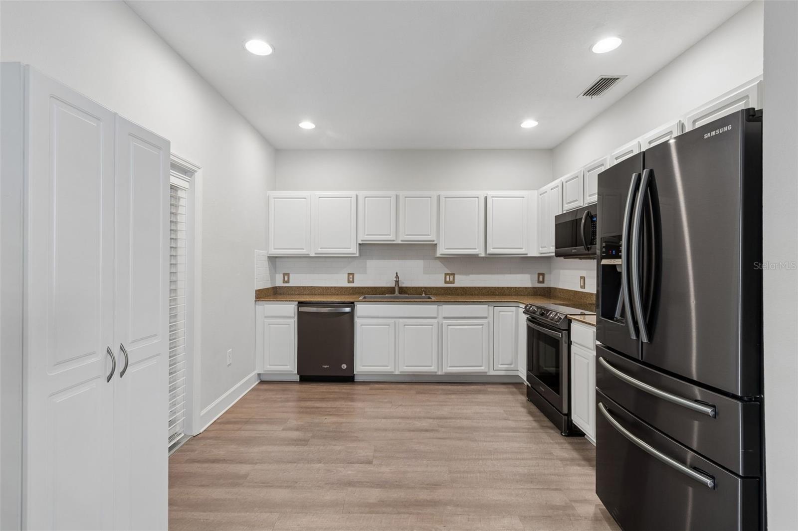 3125 SANTORINI CT