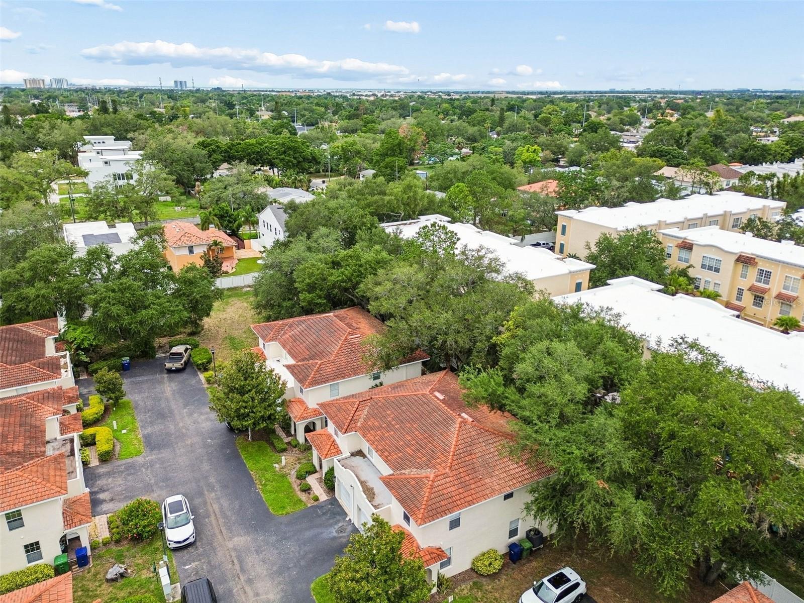 3125 SANTORINI CT