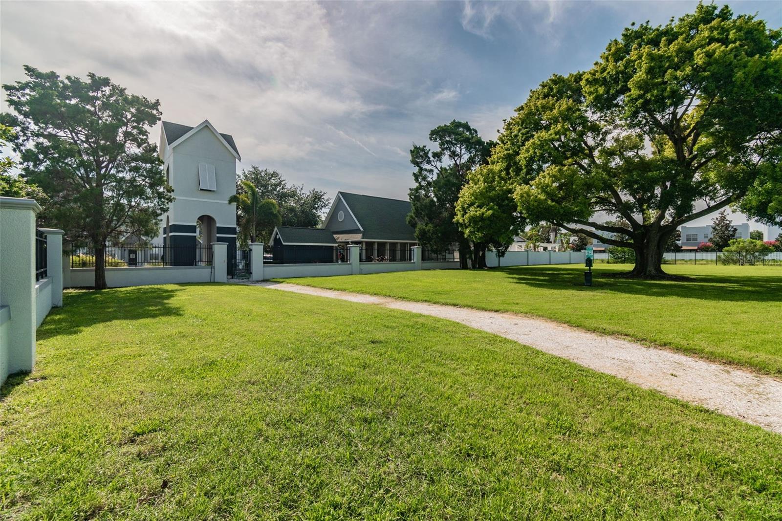 4516 BAY SPRING CT