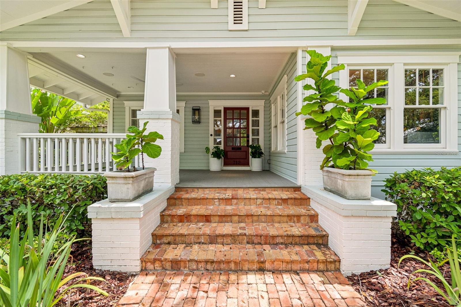 712 S ORLEANS AVE