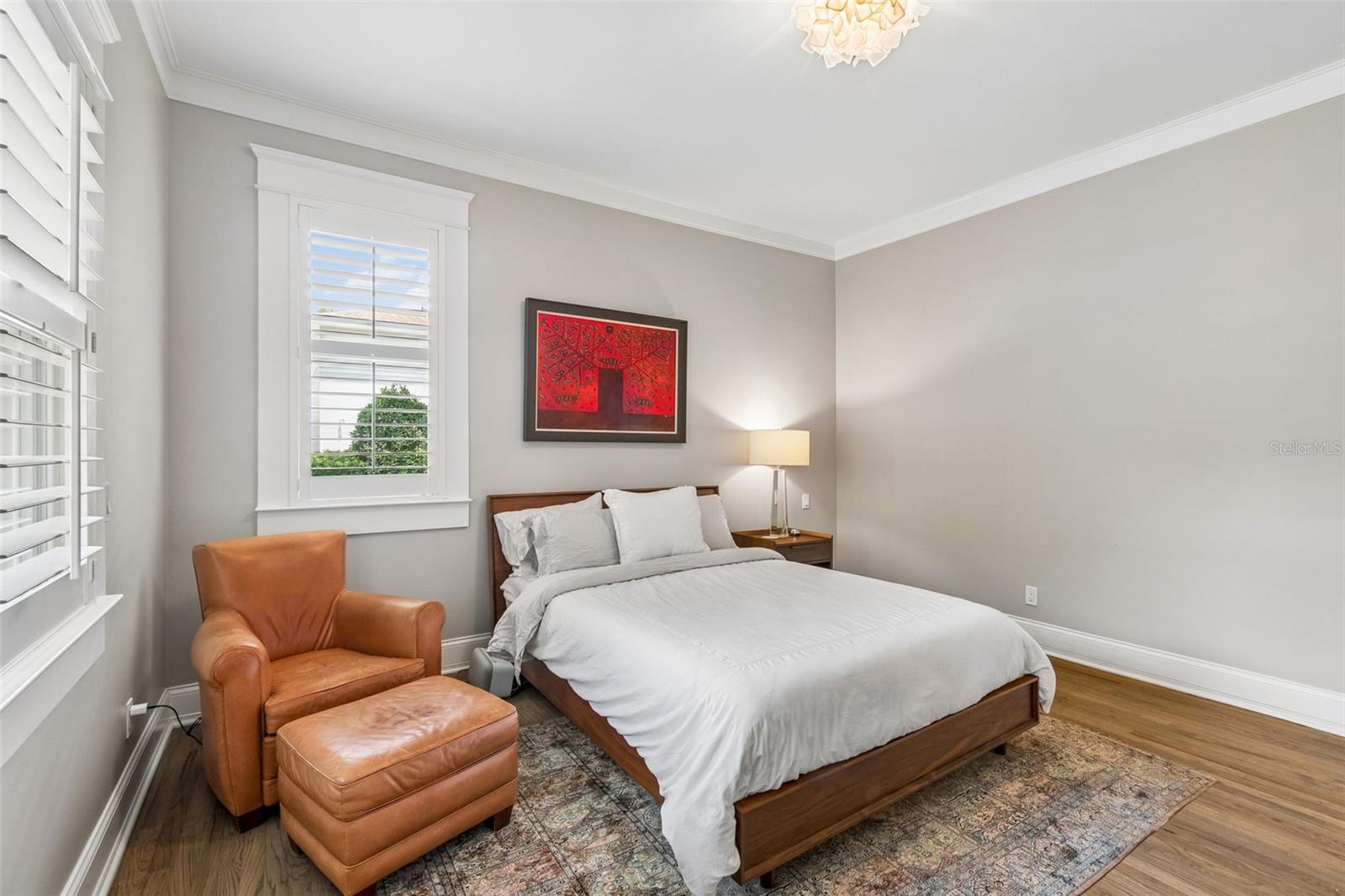 712 S ORLEANS AVE